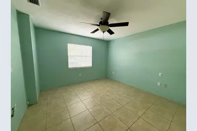 8184 24th Avenue N, Saint Petersburg, FL 33710 - Photo 11