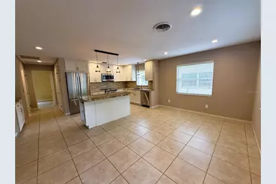 8184 24th Avenue N, Saint Petersburg, FL 33710 - Photo 5