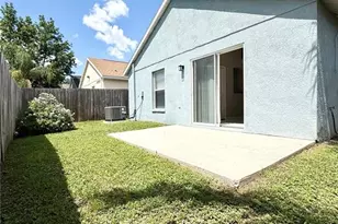 6043 Pointe Pleasant Blvd, Wesley Chapel, FL 33545 - Photo 11