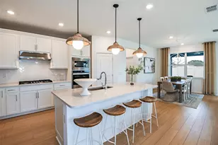 37864 Clinch Cir, Zephyrhills, FL 33540 - Photo 5