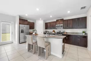 7048 Samuel Ivy Dr, Tampa, FL 33619 - Photo 7