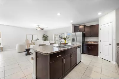 7048 Samuel Ivy Drive, Tampa, FL 33619 - Photo 9