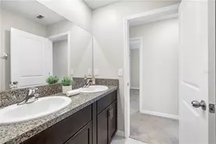 7048 Samuel Ivy Dr, Tampa, FL 33619 - Photo 33