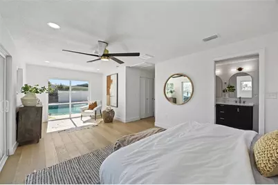 475 Island Way, Clearwater Beach, FL 33767 - Photo 19