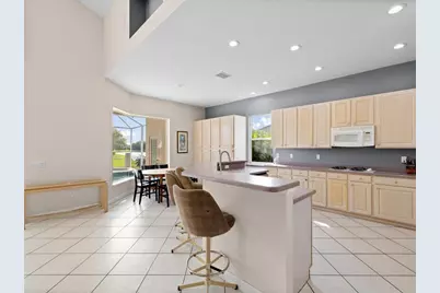 7730 Aralia Way, Seminole, FL 33777 - Photo 13