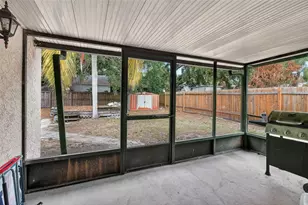 3208 Acapulco Dr, Riverview, FL 33578 - Photo 11