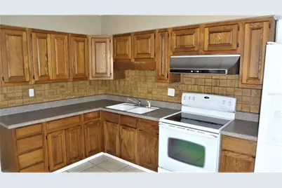 5342 22nd Avenue N, Saint Petersburg, FL 33710 - Photo 3