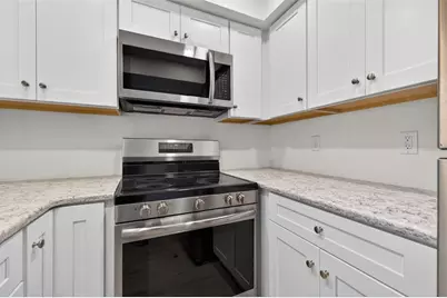200 1st Ave #107, Saint Pete Beach, FL 33706 - Photo 9