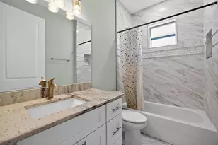 711 28th Ave S, Saint Petersburg, FL 33705 - Photo 31