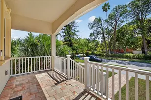 711 28th Ave S, Saint Petersburg, FL 33705 - Photo 3