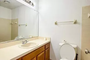 7522 Hollowell Dr, Tampa, FL 33615 - Photo 27