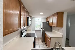 7522 Hollowell Dr, Tampa, FL 33615 - Photo 5