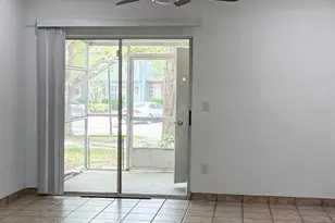 7522 Hollowell Dr, Tampa, FL 33615 - Photo 17