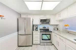 2593 Countryside Blvd, Clearwater, FL 33761 - Photo 13