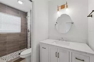 7700 15th Way N, Saint Petersburg, FL 33702 - Photo 27