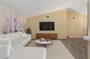 7418 Riverbank Dr, New Port Richey, FL 34655 - Photo 5