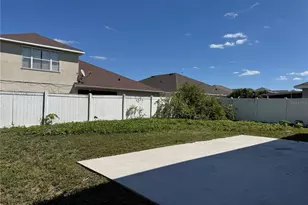 435 Stone Briar Dr, Ruskin, FL 33570 - Photo 17