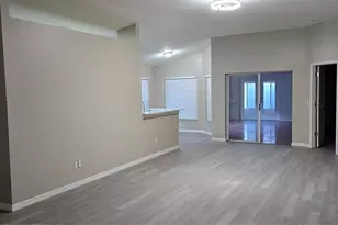 1810 Greystone Heights Dr, Valrico, FL 33594 - Photo 3