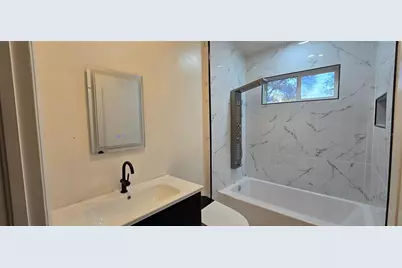 1810 Greystone Heights Drive, Valrico, FL 33594 - Photo 5