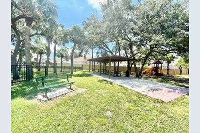 6340 Newtown Circle #40B5, Tampa, FL 33615 - Photo 11