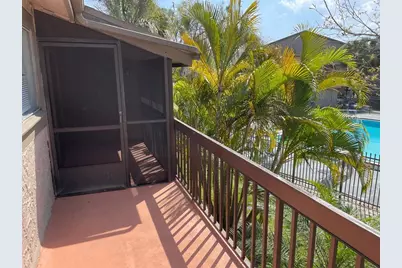 6340 Newtown Circle #40B5, Tampa, FL 33615 - Photo 7