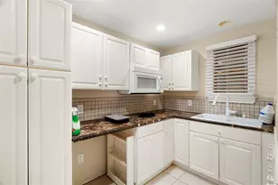 6890 Co Rd 95, Palm Harbor, FL 34684 - Photo 23