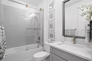 916 Seagrape Dr, Ruskin, FL 33570 - Photo 67