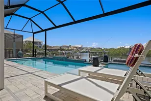 916 Seagrape Dr, Ruskin, FL 33570 - Photo 43