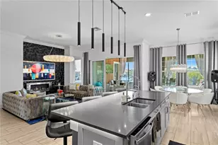 916 Seagrape Dr, Ruskin, FL 33570 - Photo 21