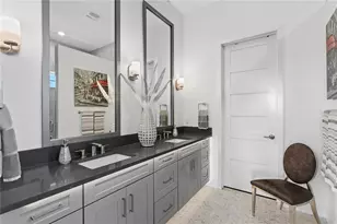 916 Seagrape Dr, Ruskin, FL 33570 - Photo 29