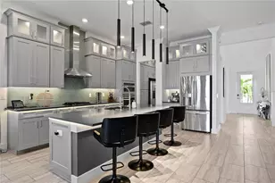 916 Seagrape Dr, Ruskin, FL 33570 - Photo 15