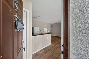 16305 Enclave Village Dr, Tampa, FL 33647 - Photo 3