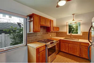 151 20th Avenue S, Saint Petersburg, FL 33705 - Photo 19