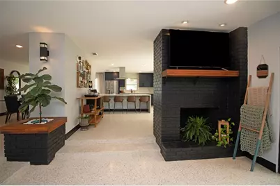 4438 Dr Martin Luther King Jr Street S, Saint Petersburg, FL 33705 - Photo 9