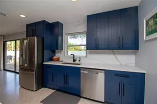 4438 Dr Martin Luther King Jr Street S, Saint Petersburg, FL 33705 - Photo 21