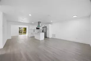 1811 Driftwood Cir S, Oldsmar, FL 34677 - Photo 5