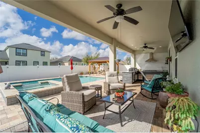 12347 Streambed Drive, Riverview, FL 33579 - Photo 5