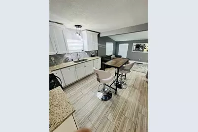 7301 N Dixon Avenue #B, Tampa, FL 33604 - Photo 9