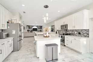 4612 Netherwood Dr, Tampa, FL 33624 - Photo 15