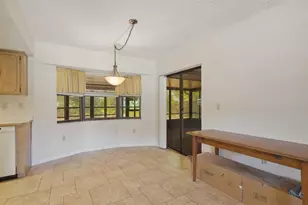 10369 Dunkirk Rd, Spring Hill, FL 34608 - Photo 5