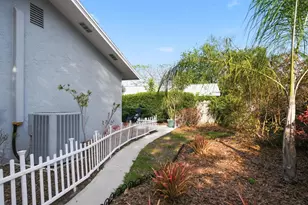 2259 Lemon Ct, Dunedin, FL 34698 - Photo 31