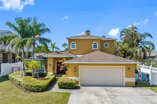 11260 5th St E, Treasure Island, FL 33706 - Photo 3