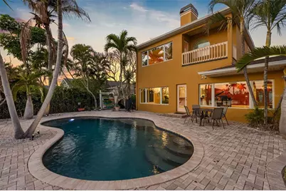 11260 5th Street E, Treasure Island, FL 33706 - Photo 1
