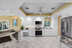 11260 5th St E, Treasure Island, FL 33706 - Photo 25