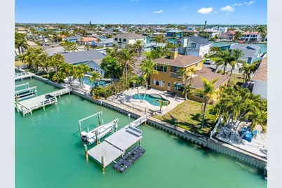11260 5th Street E, Treasure Island, FL 33706 - Photo 1
