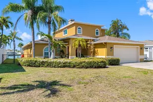11260 5th St E, Treasure Island, FL 33706 - Photo 63