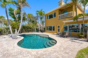 11260 5th St E, Treasure Island, FL 33706 - Photo 57