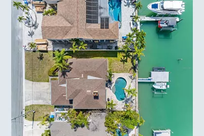 11260 5th Street E, Treasure Island, FL 33706 - Photo 9
