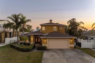 11260 5th St E, Treasure Island, FL 33706 - Photo 3