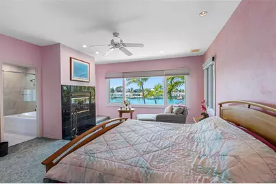 11260 5th Street E, Treasure Island, FL 33706 - Photo 39
